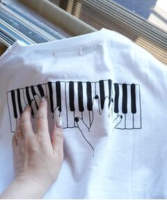 ALL NEW MART / オールニューマート Tシャツ | ピアノ グラフィックTシャツ