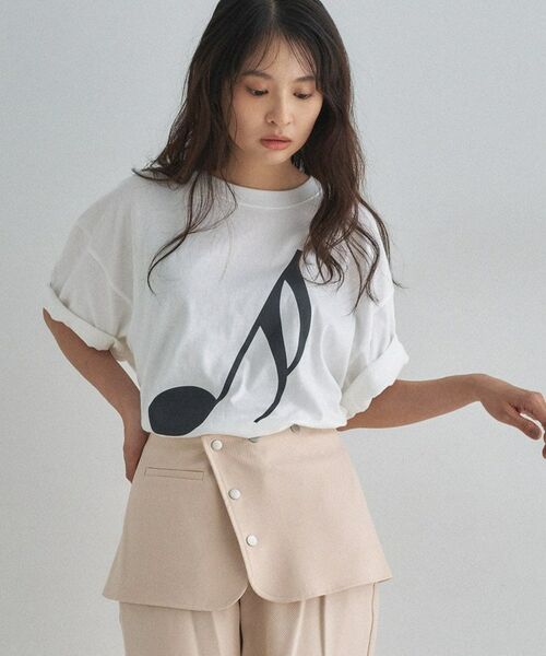 ALL NEW MART / オールニューマート Tシャツ | 音符グラフィックTシャツ | 詳細10