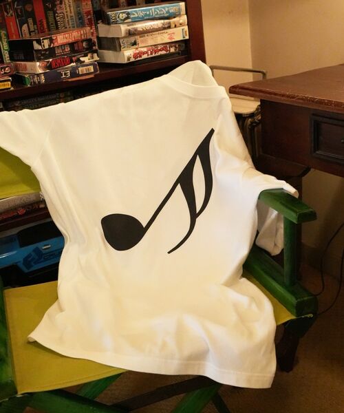 ALL NEW MART / オールニューマート Tシャツ | 音符グラフィックTシャツ | 詳細9