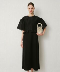 【LOULOU WILLOUGHBY  2024 spring&summer】<br><br>キャミソールドレスとトップスがセットになった商品です。<br>トップスには程よい透け感と張りのある素材を使用し、ドレスは光沢の美しいサテンを使用しています。<br>トップスは前後2wayで着用でき、ネックデザインもクルーとVの両方をお楽しみ頂けます。<br>また、軽い羽織として単品使いもできます。<br>ドレスは華奢なヒモ使いが大人っぽい印象。<br>肩ひもの長さはお好みで調節可能となっています。<br>単品でインナーにニットなどをレイヤードしてコーディネートするのもお勧めです。<br><br>【スタッフコメント】<br>結婚式や二次会などフォーマルシーンのドレスとしても、ドレスのインナーにカットソーなどを合わせて普段着にしても◎<br>幅広いシーンでご着用いただける万能アイテムです。<br><br>※サイズ詳細はインナーワンピースのサイズです。セットのブラウスのサイズは下記をご確認ください。<br>肩幅：47　バスト：110　袖丈：22.5　着丈46<br><br>※照明の関係により、実際よりも色味が違って見える場合がございます。<br>またパソコン・スマートフォンなどの環境により、製品と画像のカラーが異なる場合もございます。<br>予めご了承ください。