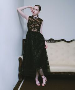 allureville / アルアバイル ミニ丈・ひざ丈ワンピース | 【LOULOU WILLOUGHBY】ドットフラワーシシュウノースリワンピース