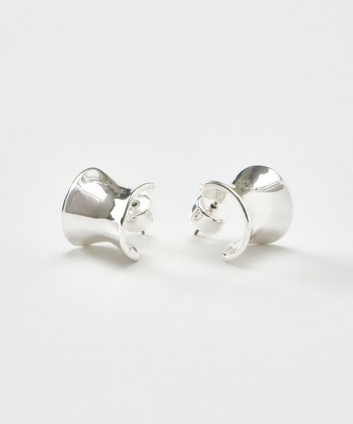 allureville/アルアバイル カーブモチーフピアス シルバー (90) F allureville/アルアバイル カーブモチーフピアス シルバー (90) F