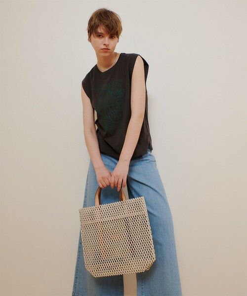 allureville / アルアバイル カットソー | ボタニカル刺繍Tシャツ | 詳細9