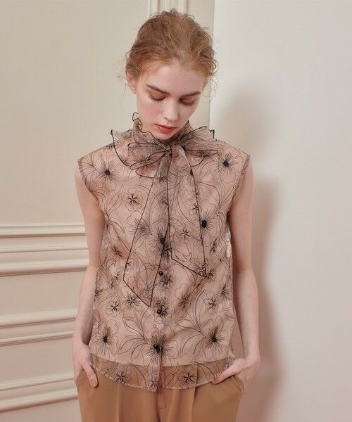 allureville / アルアバイル シャツ・ブラウス | 【LOULOU WILLOUGHBY】オーガンジーフラワー刺繍ブラウス | 詳細1