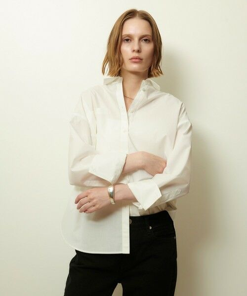 ビアズリー 2way ホワイトシャツ バックボタンでもフロント