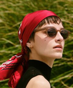 【select 2025 autumn&winter】<br><br>リングペンダントと同シリーズのピアス。小さめのサイズ感ながら、シンプルシックなデザインが魅力で顔周りにさり気なく華やかさを加えてくれます。オフィスでも気兼ねなく使って頂けます。<br><br>【PHILIPPE AUDIBERT(フィリップオーディベール)】<br>PHILIPPE AUDIBERTは、彫刻家であるPhilippe Audibertが1989年に立ち上げたParis発のジュエリーブランド。<br>パリのアトリエでひとつひとつデザインしハンドメイドされており、フィリップが創り出すデザインから伝わる熱い情熱には、「芸術家」としての意欲が感じられる。<br>真鍮等のメタル素材に金や銀のメッキを施し、スワロフスキーなどの異素材と融合させたフィリップのデザインは、今や世界中から愛されるブランド。<br><br>※照明の関係により、実際よりも色味が違って見える場合がございます。<br>またパソコン・スマートフォンなどの環境により、製品と画像のカラーが異なる場合もございます。<br>予めご了承ください。