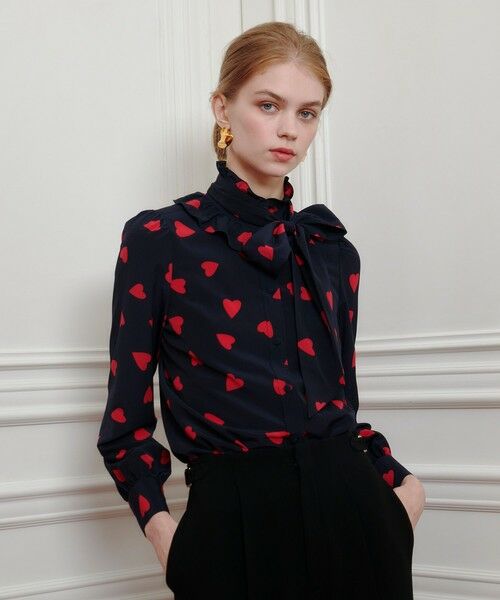 allureville / アルアバイル シャツ・ブラウス | WEB限定【LOULOU WILLOUGHBY】デシンハートプリントボウタイブラウス | 詳細8