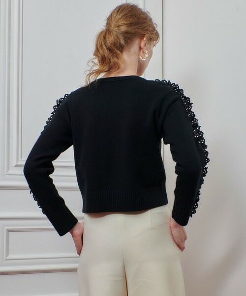 【LOULOU WILLOUGHBY】フリルスリーブプルオーバー ブラック 美品 セール】 【LOULOU WILLOUGHBY】ミニ丈フレアスリーブプル
