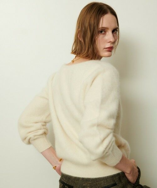 allureville / アルアバイル ニット・セーター | カシミヤブレンドファー加工Ｖプルオーバー | 詳細2