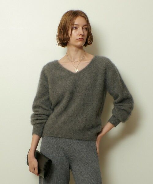 allureville / アルアバイル ニット・セーター | カシミヤブレンドファー加工Ｖプルオーバー | 詳細18