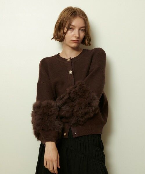 allureville/アルアバイル ラビットカフクレイジー釦2WAYプルオーバー ブラウン (81) 02(M) allureville/アルアバイル ラビットカフクレイジー釦2WAYプルオーバー ブラウン (81) 02(M)
