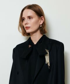 WEEPING RESIN PEARLブローチ