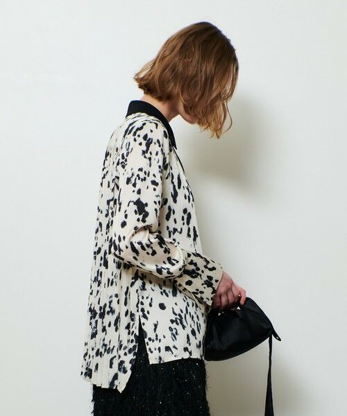 allureville / アルアバイル シャツ・ブラウス | OFFICINAバックプリーツブラウス | 詳細2