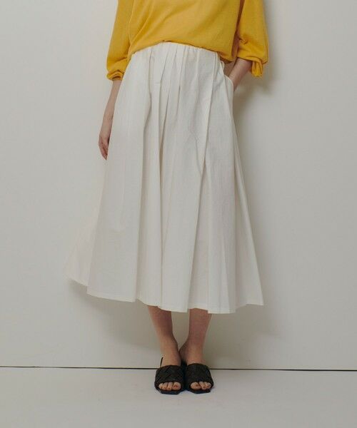 allureville / アルアバイル ミニ・ひざ丈スカート | タイプライターイレギュラータックスカート（オフホワイト (02)）