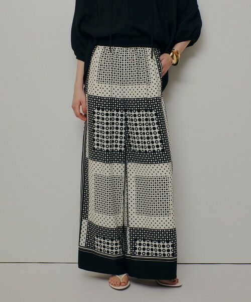 allureville / アルアバイル その他パンツ | 幾何プリントイージーパンツ（ホワイト (05)）