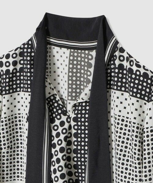 allureville / アルアバイル シャツ・ブラウス | 幾何プリントボウタイブラウス | 詳細10