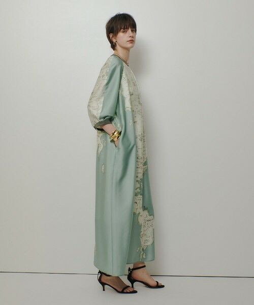 allureville / アルアバイル ロング・マキシ丈ワンピース | ＭＡＰプリントバックリボンワンピース | 詳細3