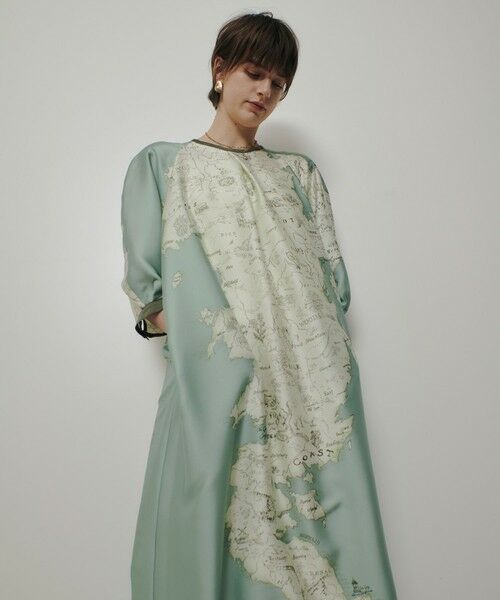 allureville / アルアバイル ロング・マキシ丈ワンピース | ＭＡＰプリントバックリボンワンピース（ミントグリーン (73)）