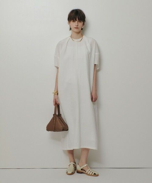 allureville / アルアバイル ロング・マキシ丈ワンピース | リネンラミーコクーンワンピース（オフホワイト (02)）