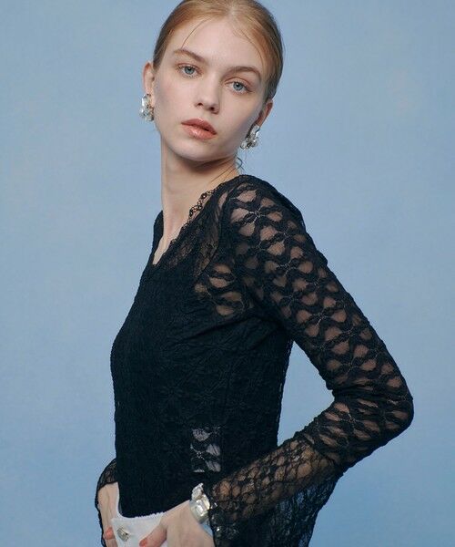 allureville / アルアバイル カットソー | 【LOULOU WILLOUGHBY】ベルスリーブレースプルオーバー | 詳細10