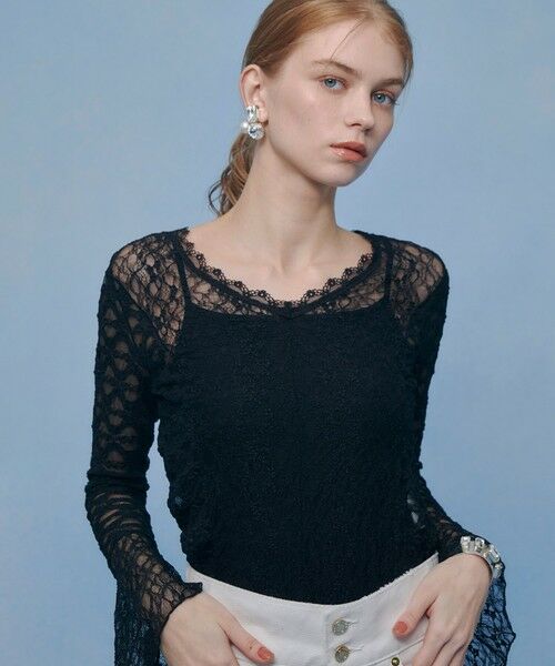 allureville / アルアバイル カットソー | 【LOULOU WILLOUGHBY】ベルスリーブレースプルオーバー（ブラック (95)）