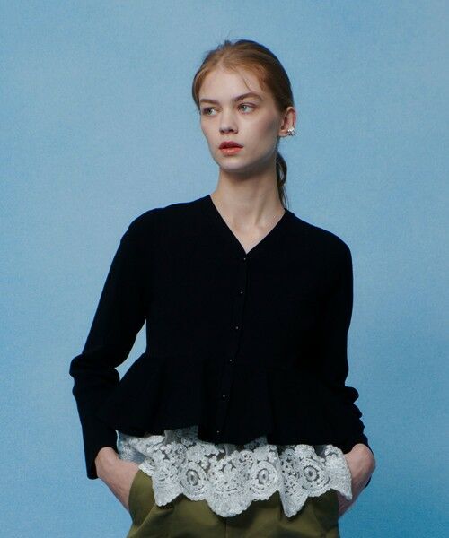 allureville / アルアバイル カーディガン・ボレロ | 【LOULOU WILLOUGHBY】レースレイヤーペプラムカーディガン（ブラック (95)）