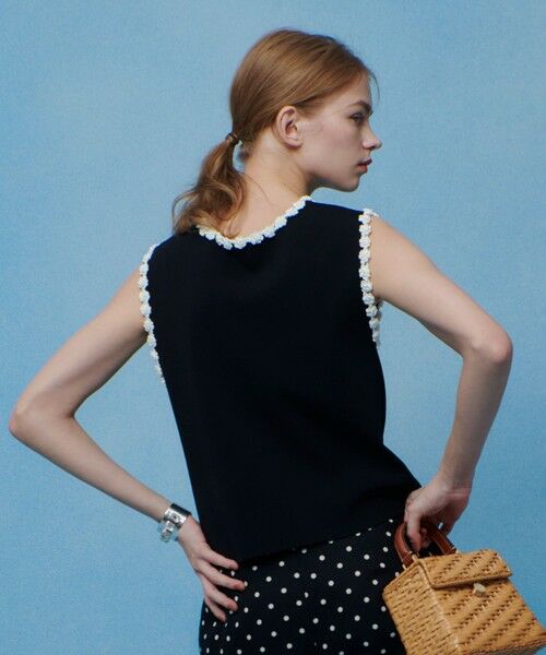 allureville / アルアバイル ニット・セーター | 【LOULOU WILLOUGHBY】クロッシェフラワートリミングプルオーバー | 詳細9