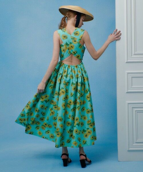 allureville / アルアバイル ロング・マキシ丈ワンピース | 【LOULOU WILLOUGHBY】サンフラワープリントバッククロスワンピース | 詳細6