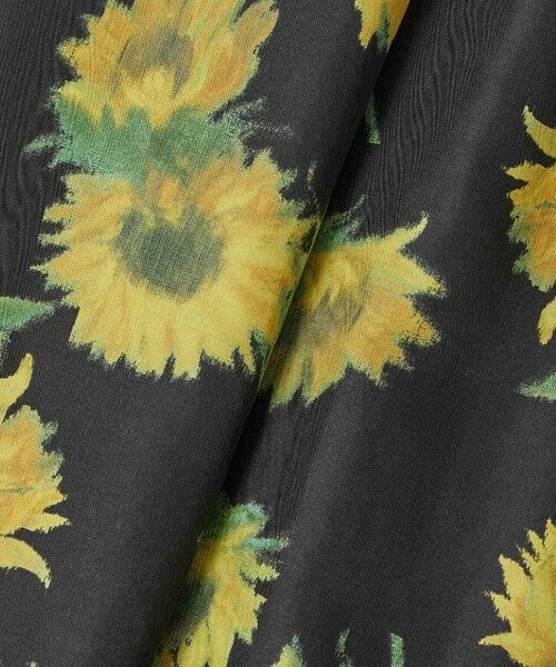 allureville / アルアバイル ロング・マキシ丈ワンピース | WEB 一部店舗限定【LOULOU WILLOUGHBY】サンフラワープリントバッククロスワンピース | 詳細23