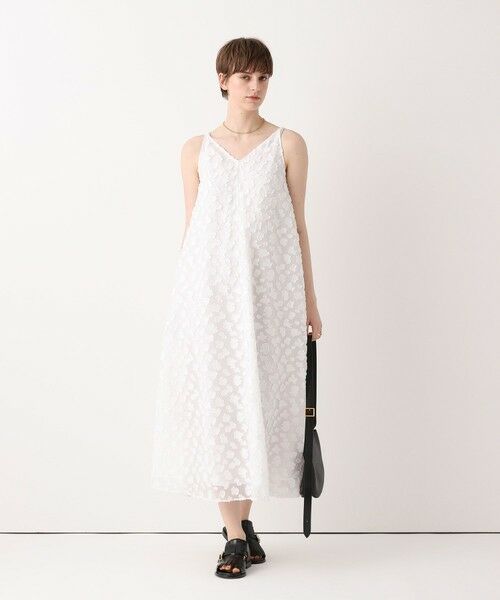 allureville / アルアバイル ミニ丈・ひざ丈ワンピース | カットジャカードＶネックワンピース | 詳細1