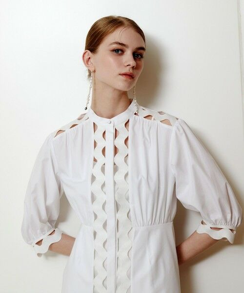 allureville / アルアバイル ロング・マキシ丈ワンピース | 【LOULOU WILLOUGHBY】フランジェンテチュニックワンピース（オフホワイト (02)）