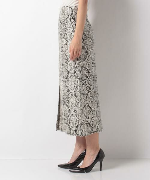 ＊＊allureville / アルアバイル スカート | パイソンプリントナロースカート | 詳細2