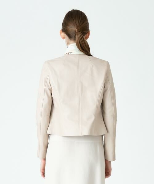 ＊＊allureville / アルアバイル ノーカラージャケット | レザークルーネックブルゾン | 詳細14