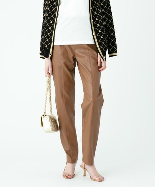 ＊＊allureville / アルアバイル パンツ | フェイクレザーテーパードパンツ（キャメル）