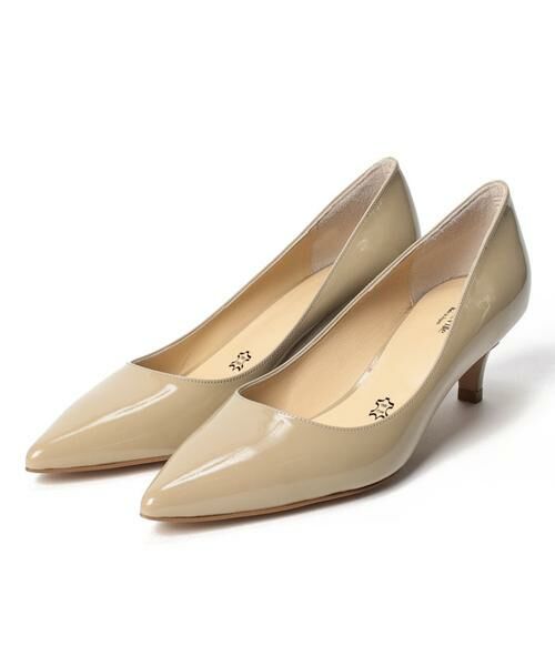 ＊＊allureville / アルアバイル パンプス | エナメルポインテッドパンプス（ベージュ）