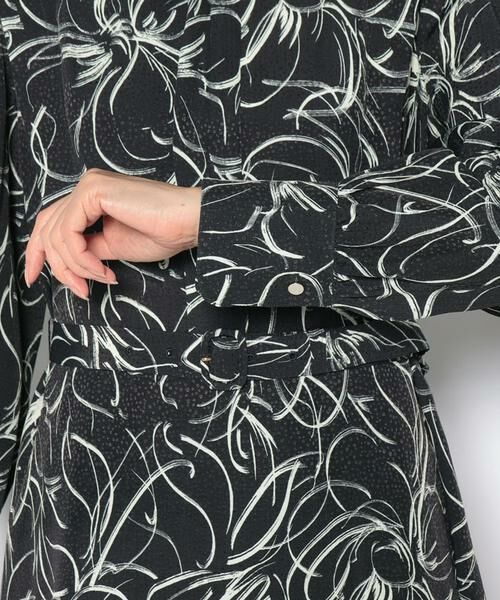 セール】 ドローイングフラワープリントワンピース （ワンピース