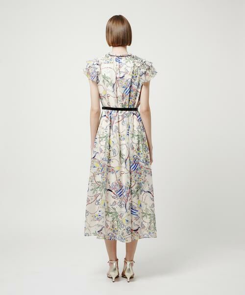 アンミール　ワンピース　フリル付きフローラルワンピース 654039_101607_1_t_360_20250308