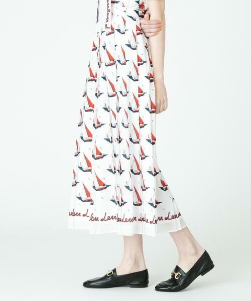【新品】Chloé ⭐️定価¥18,3000ホワイト プリーツスカート セール】 サーキュラープリーツスカート （スカート