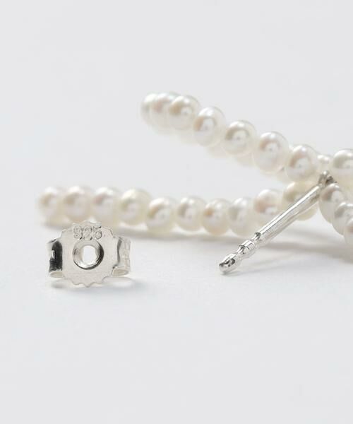 専用ですSaskiaサスキアディッツ) PEARL BOW EARSTUD Saskia Diez(サスキアディッツ)】 PEARL BOW EARSTUD