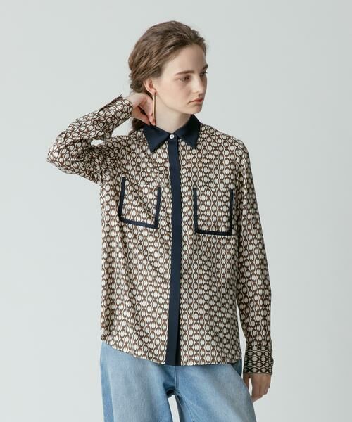 ＊＊allureville / アルアバイル シャツ・ブラウス | モダンチェーンプリント配色シャツ（アイボリー）