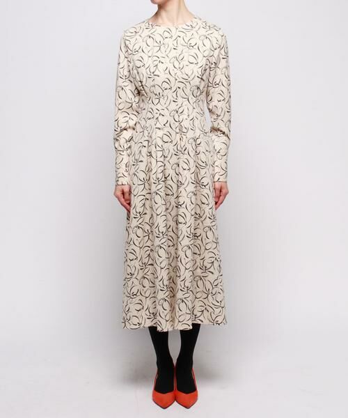 allureville　アルアバイル　ラインミドルフラワータックワンピース セール】 ラインミドルフラワータックワンピース （ワンピース