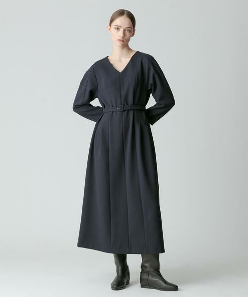 **allureville / アルアバイル ワンピース | ダブルアムンゼンVネックタックワンピース | 詳細10