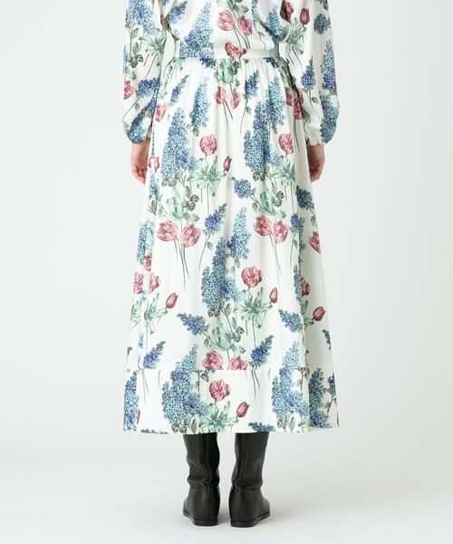 美品✨ルルウィルビー　RATTIボタニカルフラワースカート　2 RATTIボタニカルフラワースカート （スカート）｜＊＊allureville