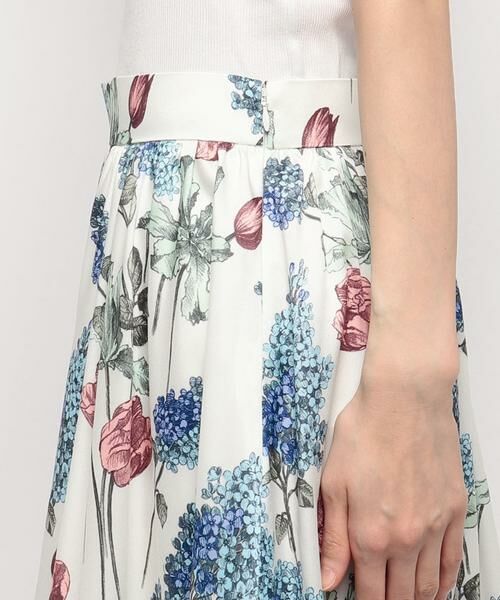 美品✨ルルウィルビー　RATTIボタニカルフラワースカート　2 RATTIボタニカルフラワースカート （スカート）｜＊＊allureville