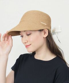 【Athena New York】　Janet<br /><br />Janet（ジャネット）は人気のキャップで、2024年春は後ろのリボンをオフホワイトのグログランリボンで展開します。【Athena New York / アシーナ ニューヨーク】帽子デザイナー大田祐子氏が1996年に「Athena New York」としてブランドスタート。単に帽子をファッションとしてだけでなく、ファッション性と個性を同時に併せ持った帽子作りをおこなっています。<br><br>※この商品はサンプルでの撮影を行っています。<br>実際の商品とイメージ、仕様が異なる場合がございます。