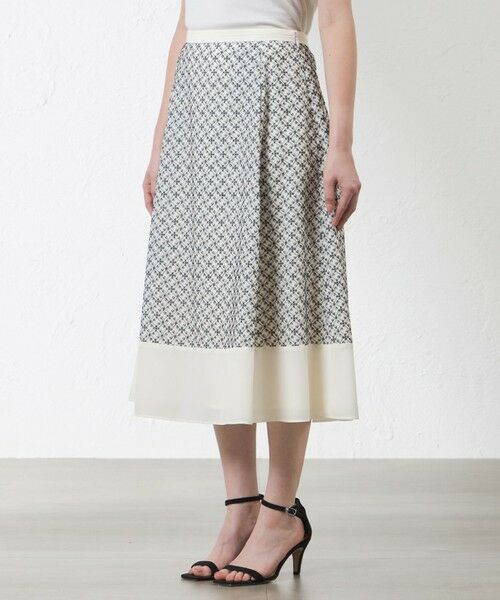 AMACA / アマカ ロング・マキシ丈スカート | 【WEB・一部店舗限定】【ATELIER COLLECTION】　　LIBERTY刺繍パレットデシンスカート | 詳細4