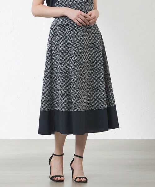 AMACA / アマカ ロング・マキシ丈スカート | 【WEB・一部店舗限定】【ATELIER COLLECTION】　　LIBERTY刺繍パレットデシンスカート | 詳細9