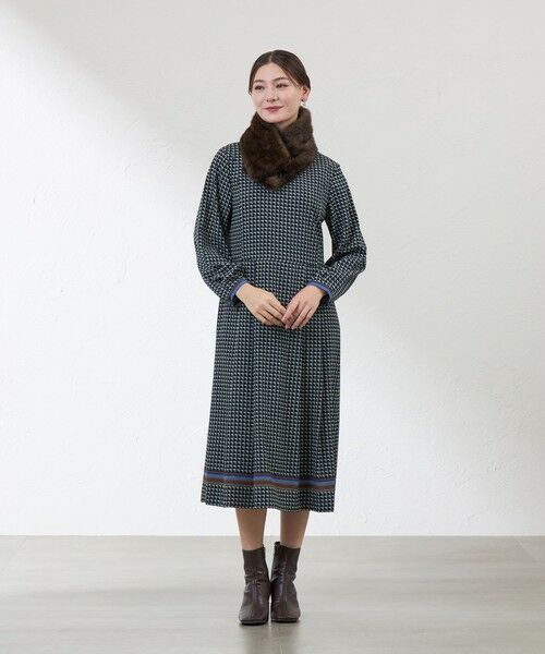 AMACA / アマカ マフラー・ショール・スヌード・ストール | ケーブルフェイクファーティペット | 詳細2