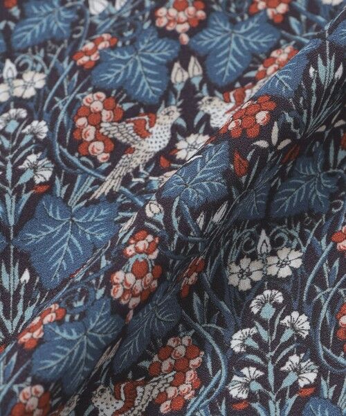 AMACA / アマカ シャツ・ブラウス | 【LIBERTY】Vine Thief バックサテンジョーゼットブラウス | 詳細9