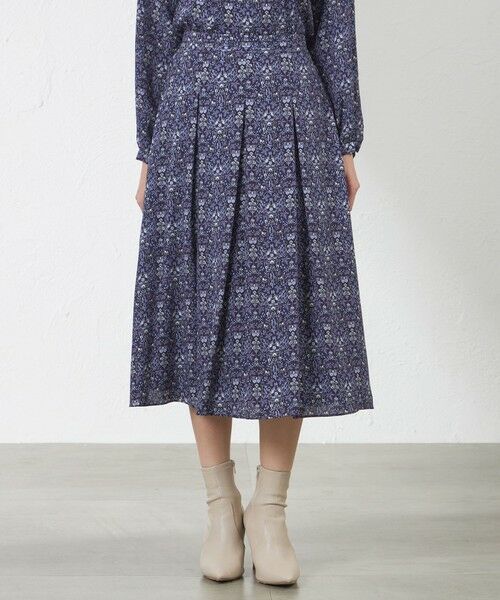 AMACA / アマカ ロング・マキシ丈スカート | 【LIBERTY】Vine Thief バックサテンジョーゼットスカート(ネイビー3)